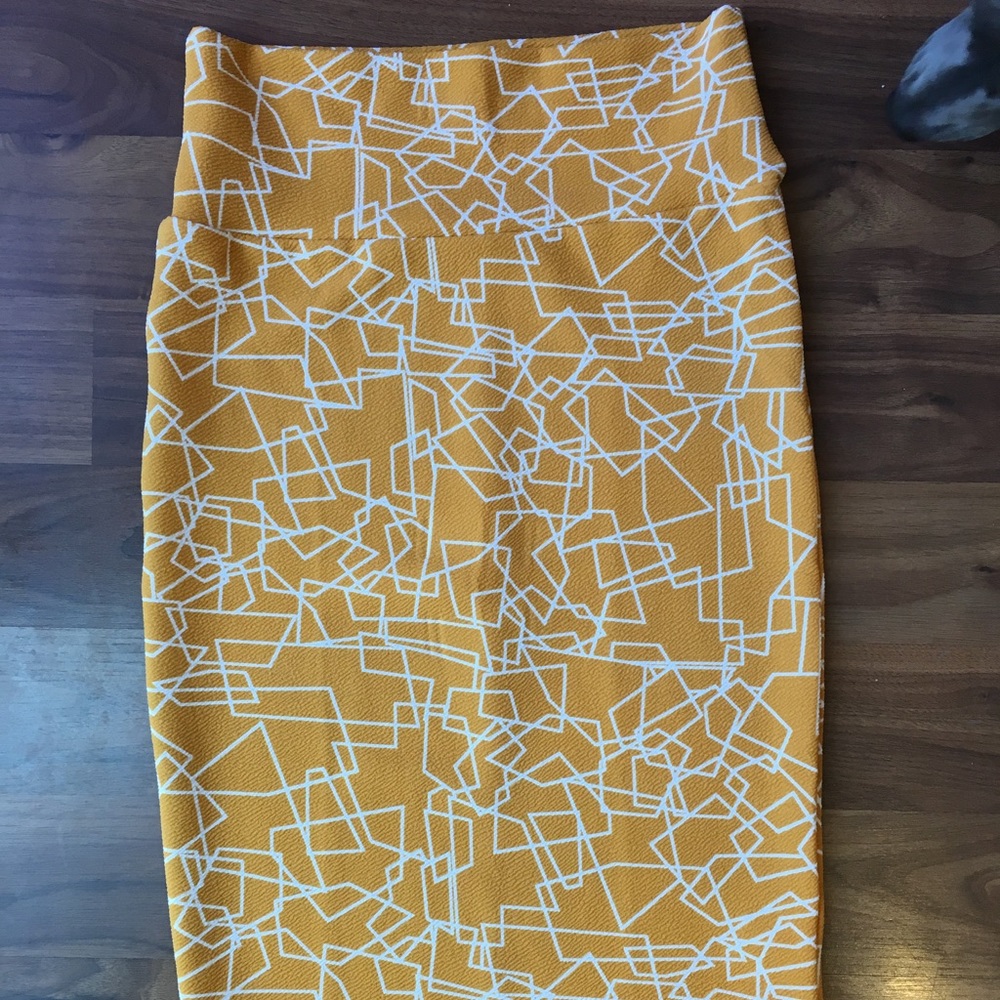 XS LuLaRoe Cassie